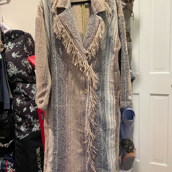 FREE PEOPLE WE THE FREE desert fringe coat - Picture 5 of 6